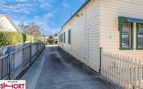 Paddington Villa 2 - Close To Town
